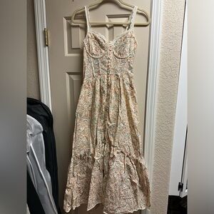 ASTR the Label BNWT Yamila Dress - size XS - Peachy Green